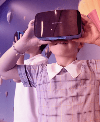 vr-boy-1 Virtual Reality (VR) may be the future technology that might rule the globe