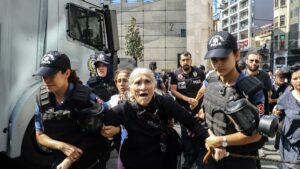 20250725_082715-300x169 Cumartesi Anneleri’nin Sembol İsmi Emine Ocak Hayatını Kaybetti