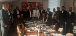 WhatsApp-Image-2025-12-04-at-14.06.44-300x143 İsdem-der’den Pendik CHP Belediye Grubuna Ziyaret